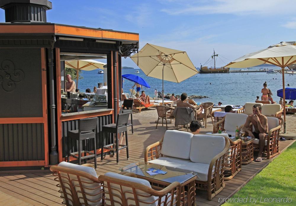 Amadria Park Apartments שיבניק מראה חיצוני תמונה