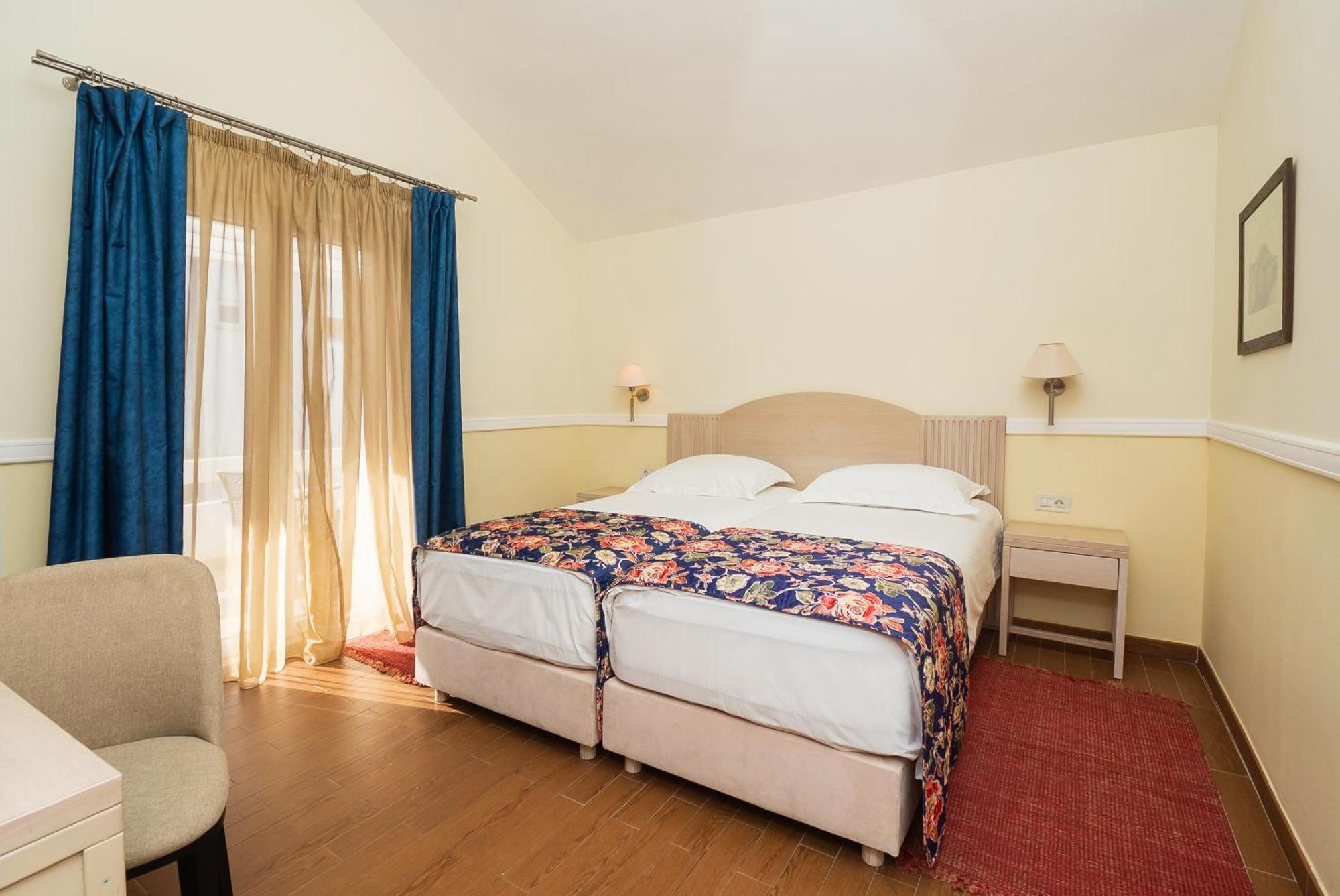 Amadria Park Apartments שיבניק מראה חיצוני תמונה