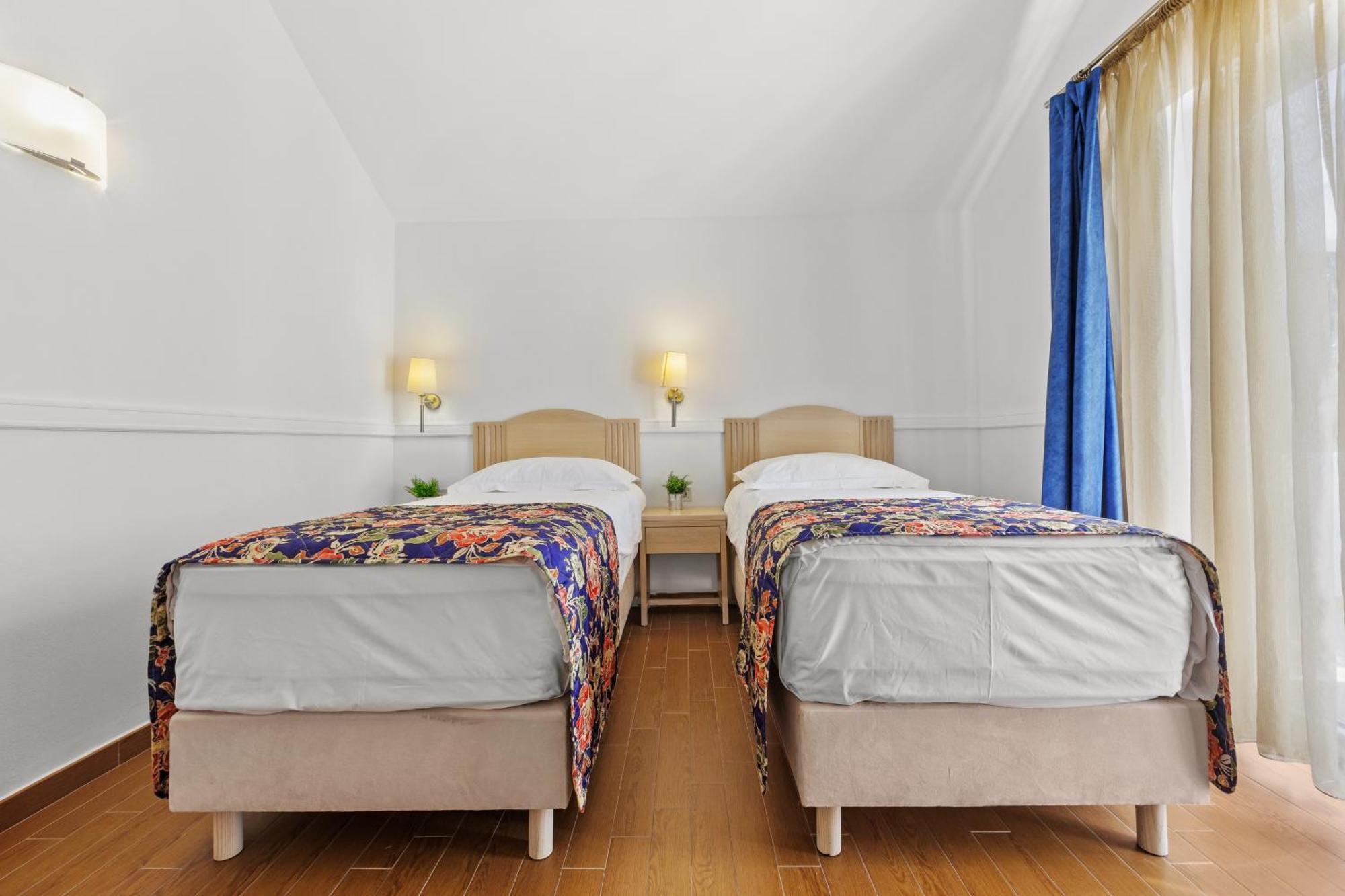 Amadria Park Apartments שיבניק מראה חיצוני תמונה