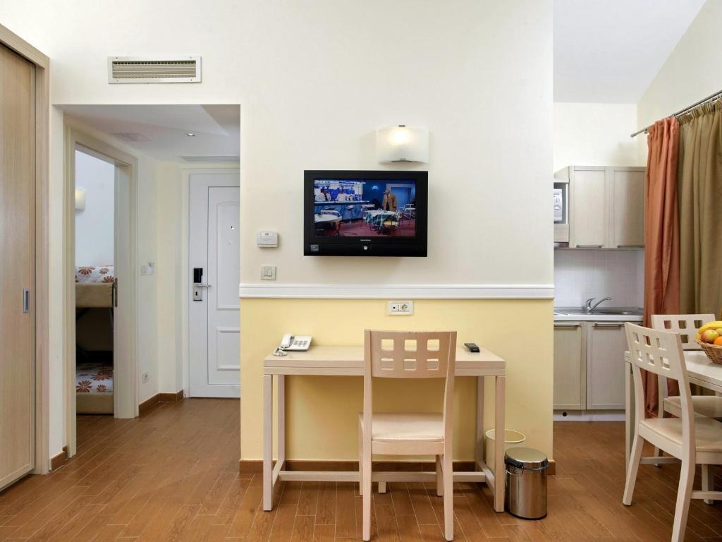 Amadria Park Apartments שיבניק מראה חיצוני תמונה