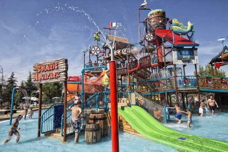 Amadria Park Apartments שיבניק מראה חיצוני תמונה